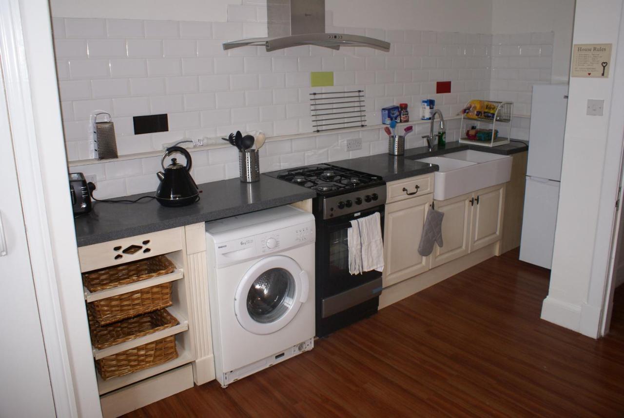 Mid Flat Apartment ดัมฟรีส์ ภายนอก รูปภาพ